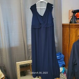 Elegant Navy Blue Sleeveless Dress